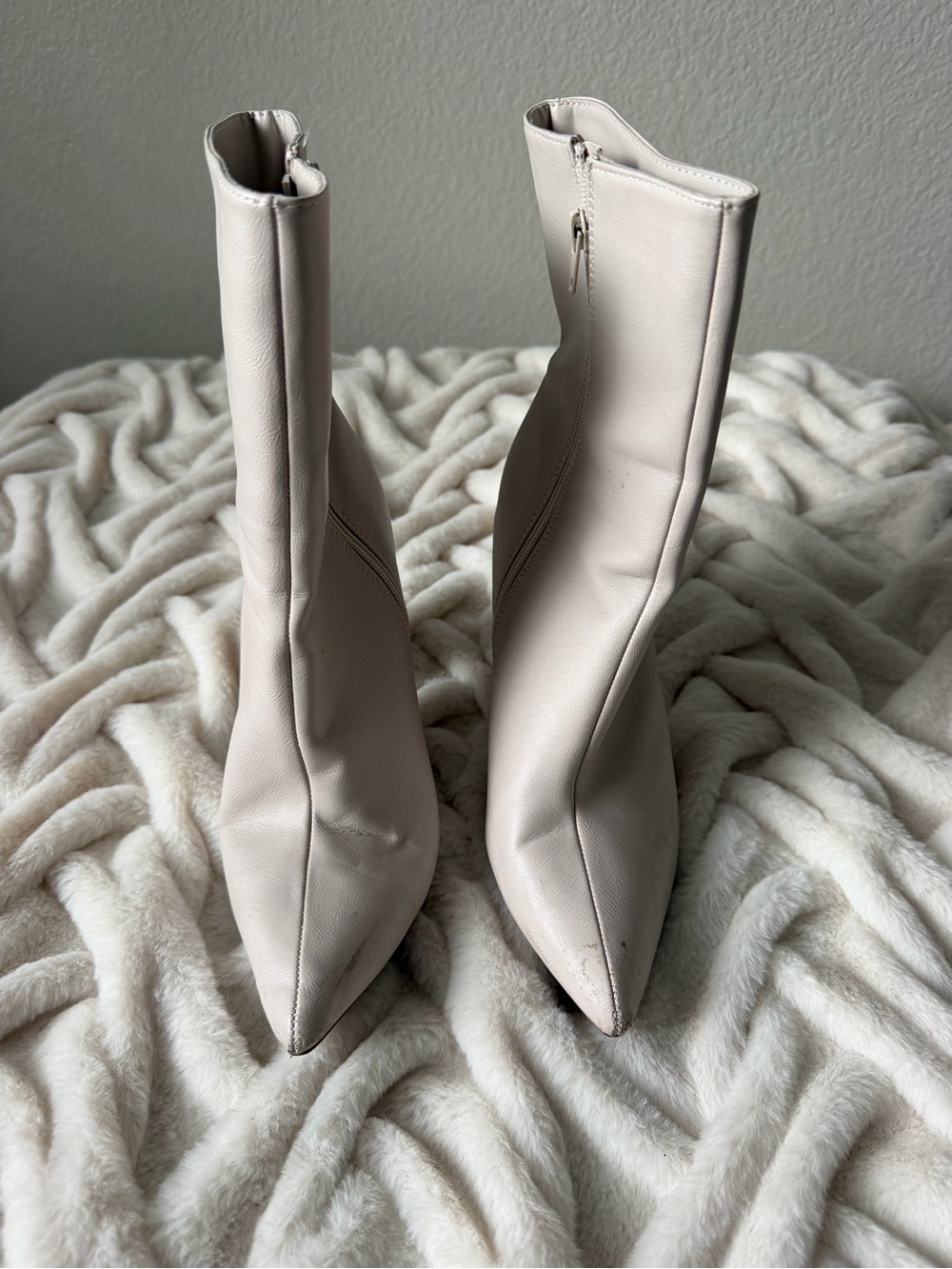 Women's Cream Pointed-Toe Ankle Boots - Elegant Neutral Booties